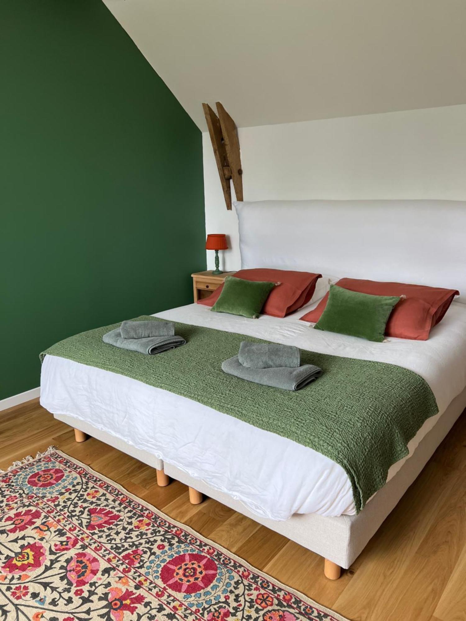 Le Logis De La Lettre Bed & Breakfast Tinténiac Dış mekan fotoğraf